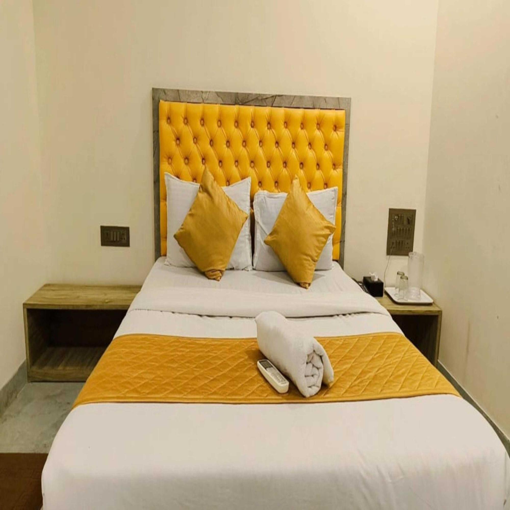 Hotel Pride Suites - Kurla West Mumbai Exterior photo